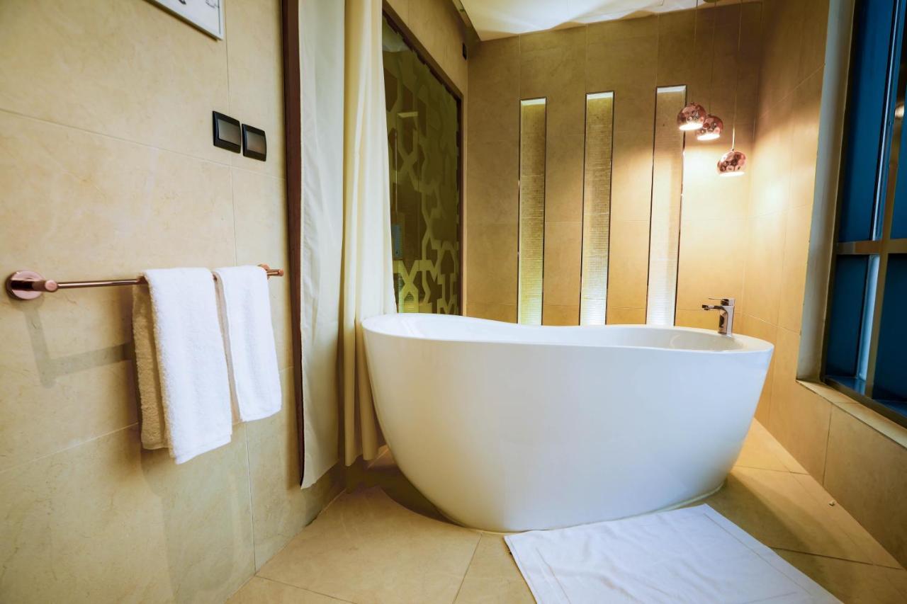 V Boutique Hotel Джидда Екстер'єр фото