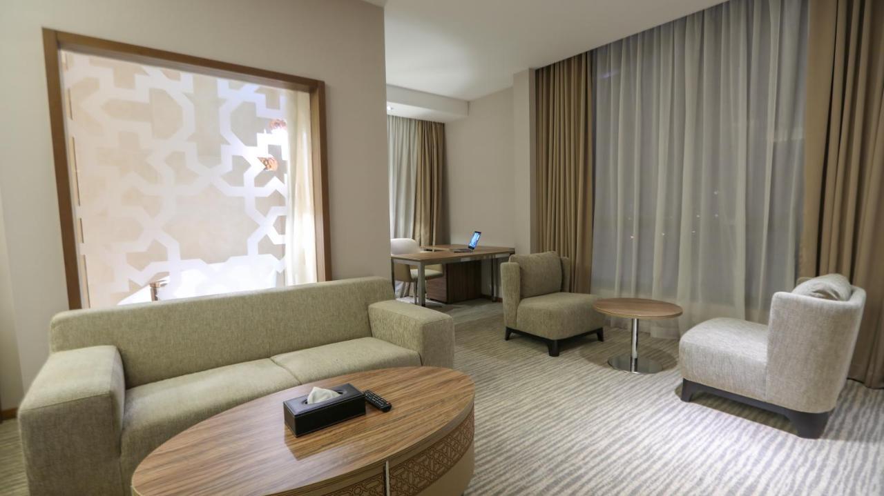 V Boutique Hotel Джидда Екстер'єр фото